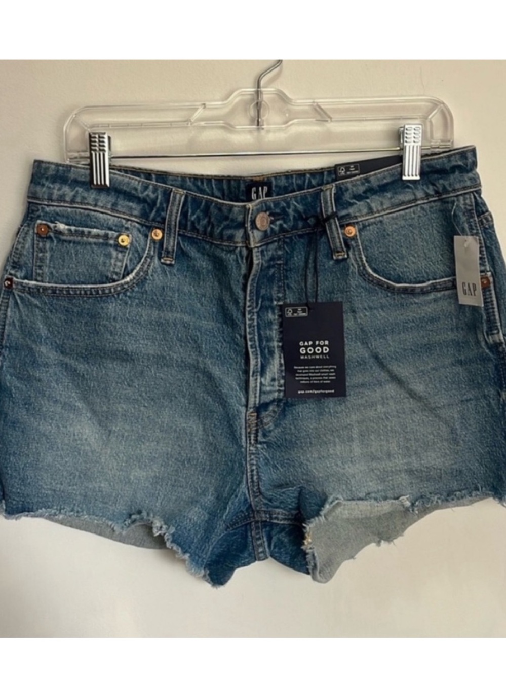 NWT Gap Curvy Cheeky Shorts Size 14/32